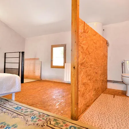 1 Bedroom Stunning In *